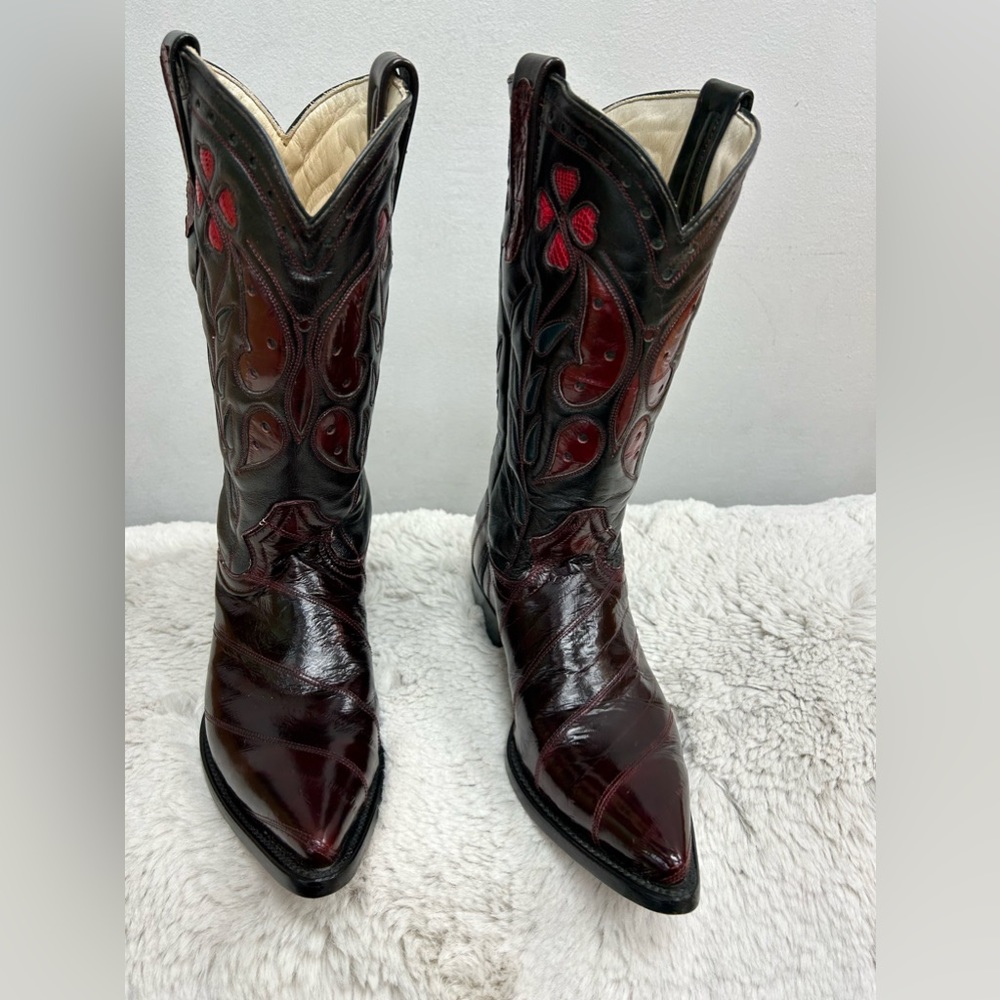 Custom made ladie’s cowboy boots 👢